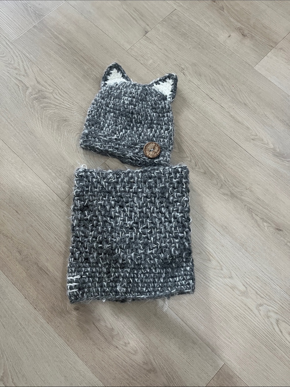 Kids Knit Fox Ear Hat and Neck Warmer Set - Gray